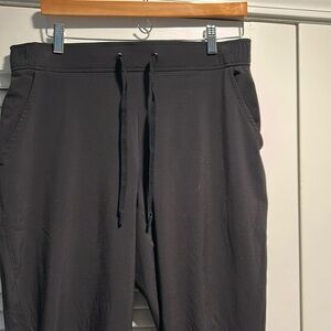 Women’s Eddie Bauer black pants size M.
